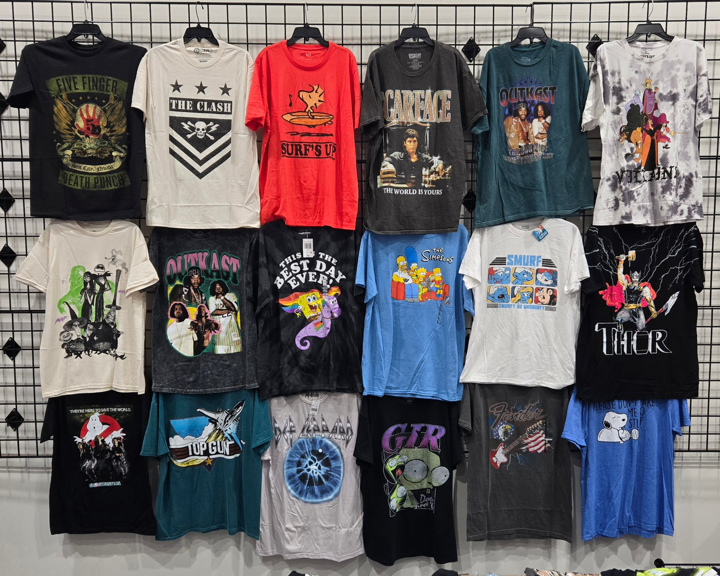 Men's Licensed Graphic Vintage Character Tee Shirt 12PCS S-2XL